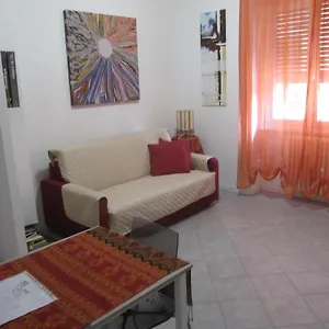 https://casa-laura-sesto-san-giovanni.it-lombardy.com